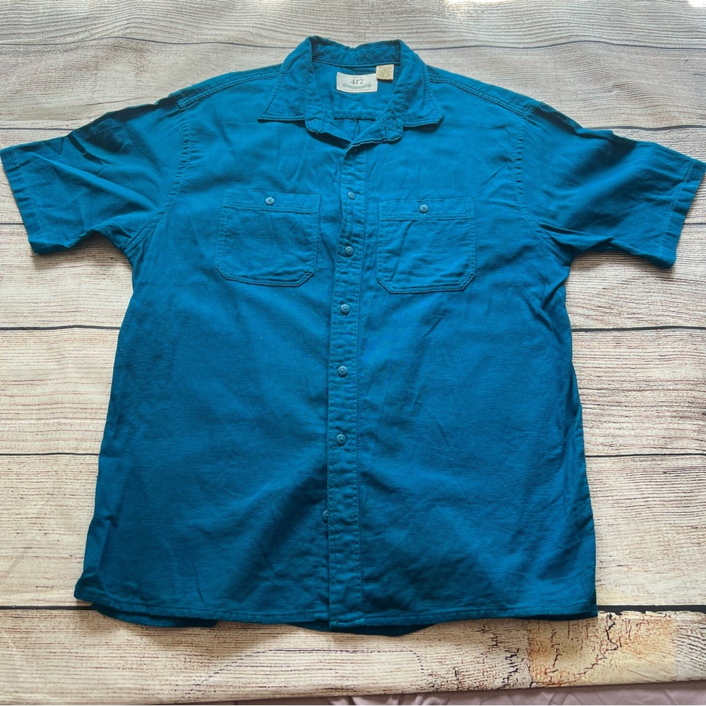 VTG Van Heusen Blue Button Down Short Sleeve Shirt Men's L USA Made 100% Cotton